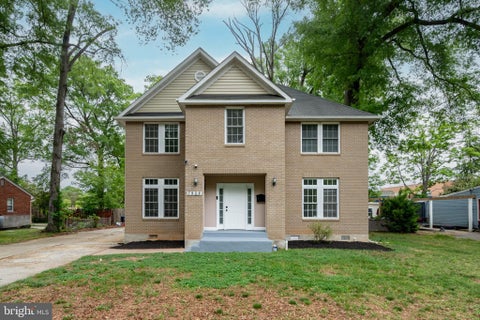 Homes For Sale - 7909 Ashton Street<br/> ALEXANDRIA, VA 22309
