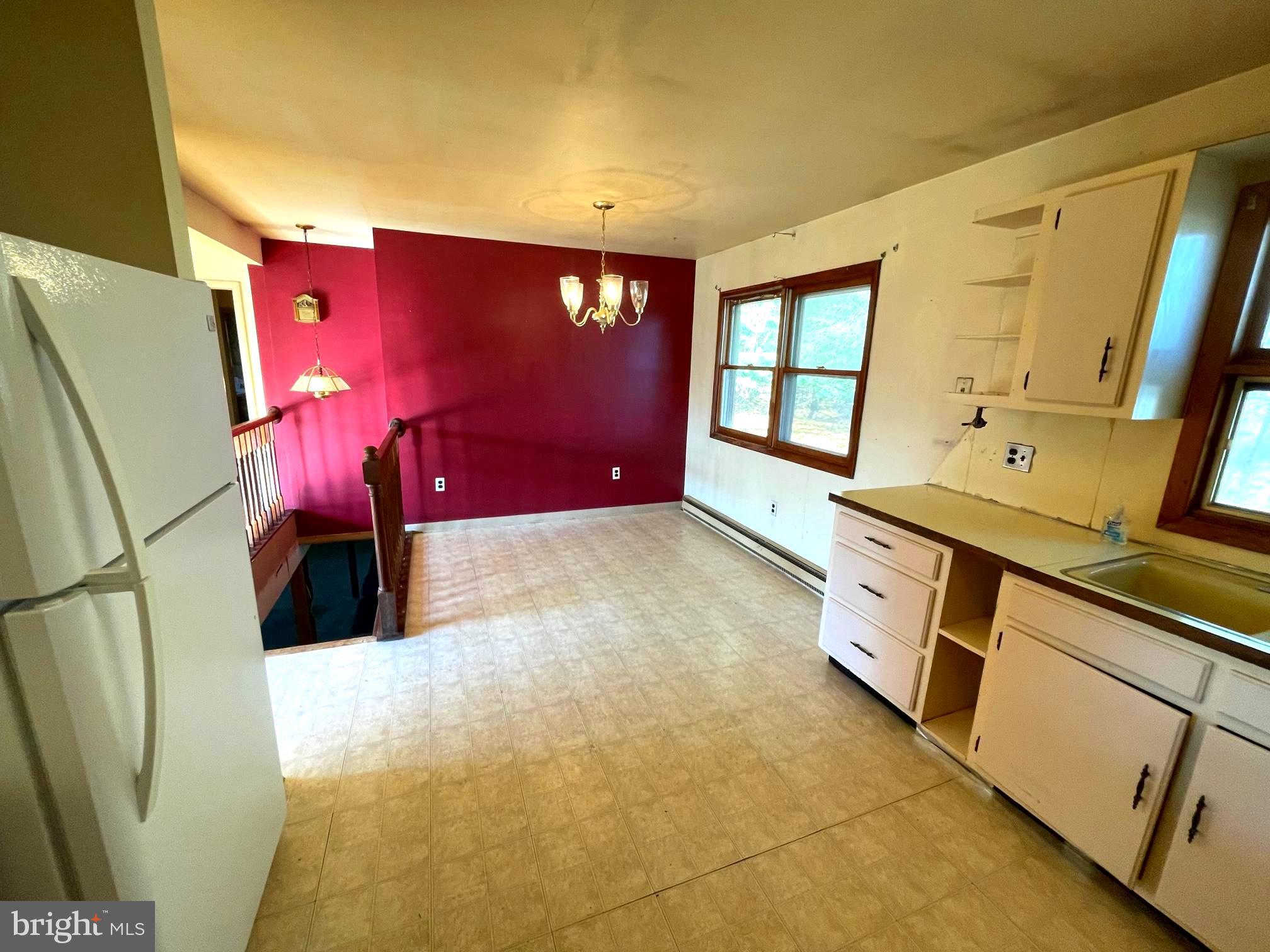 ROLLING ACRES - Residential