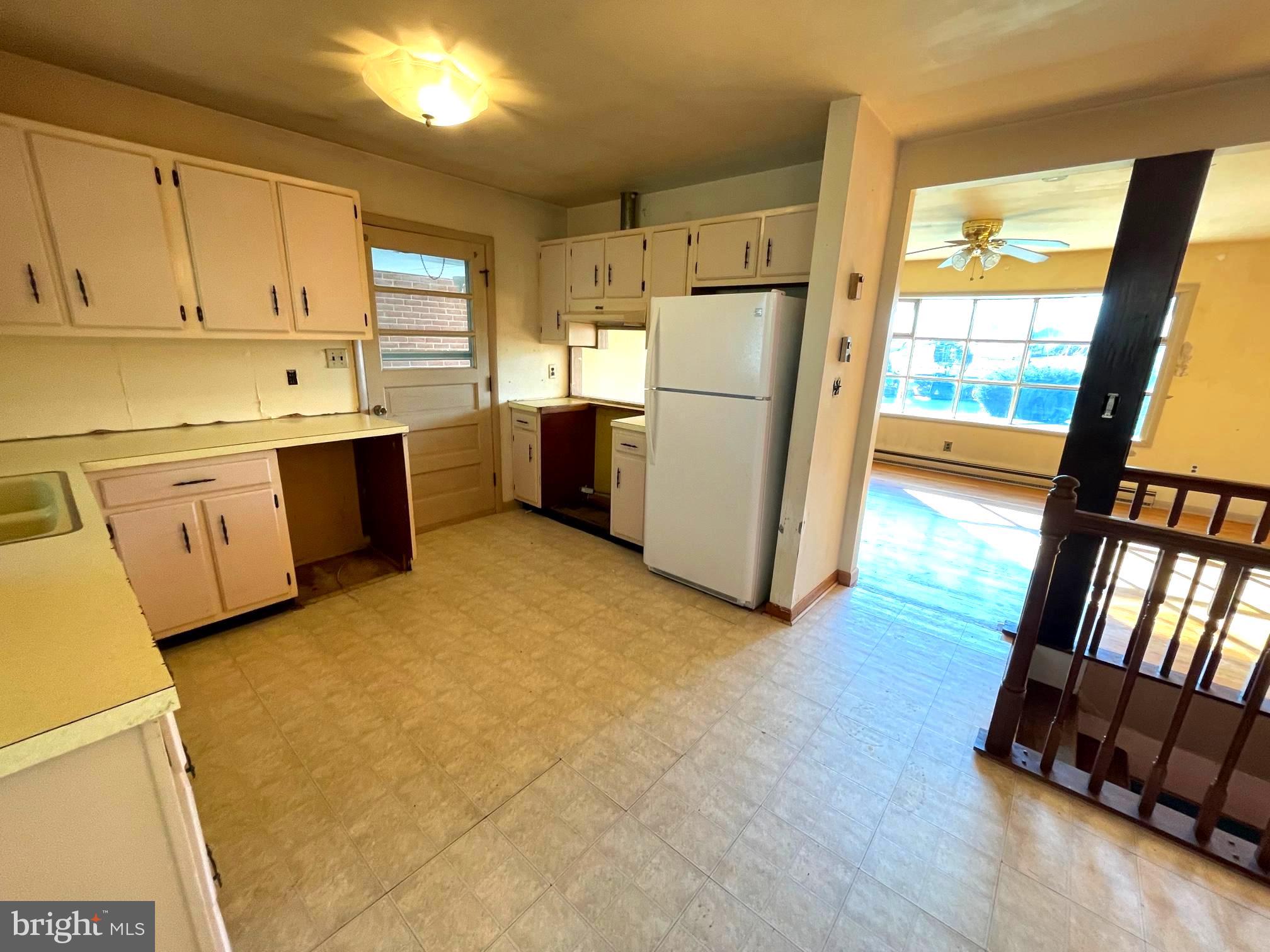 ROLLING ACRES - Residential