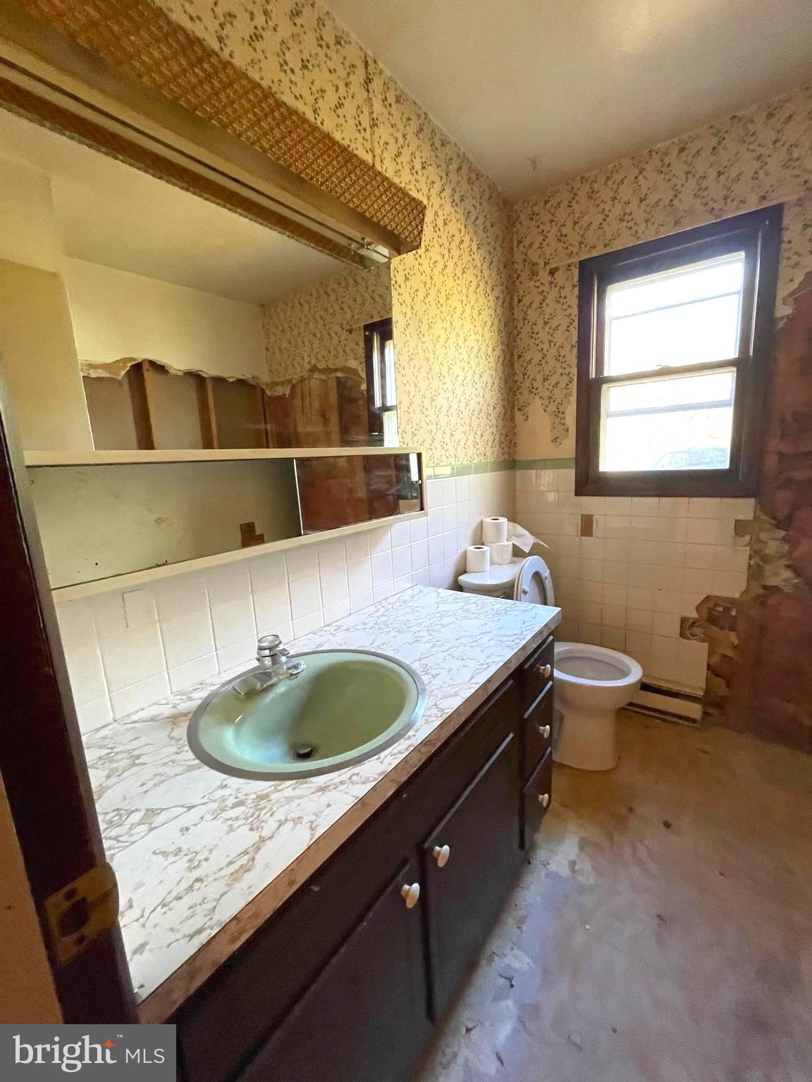 ROLLING ACRES - Residential