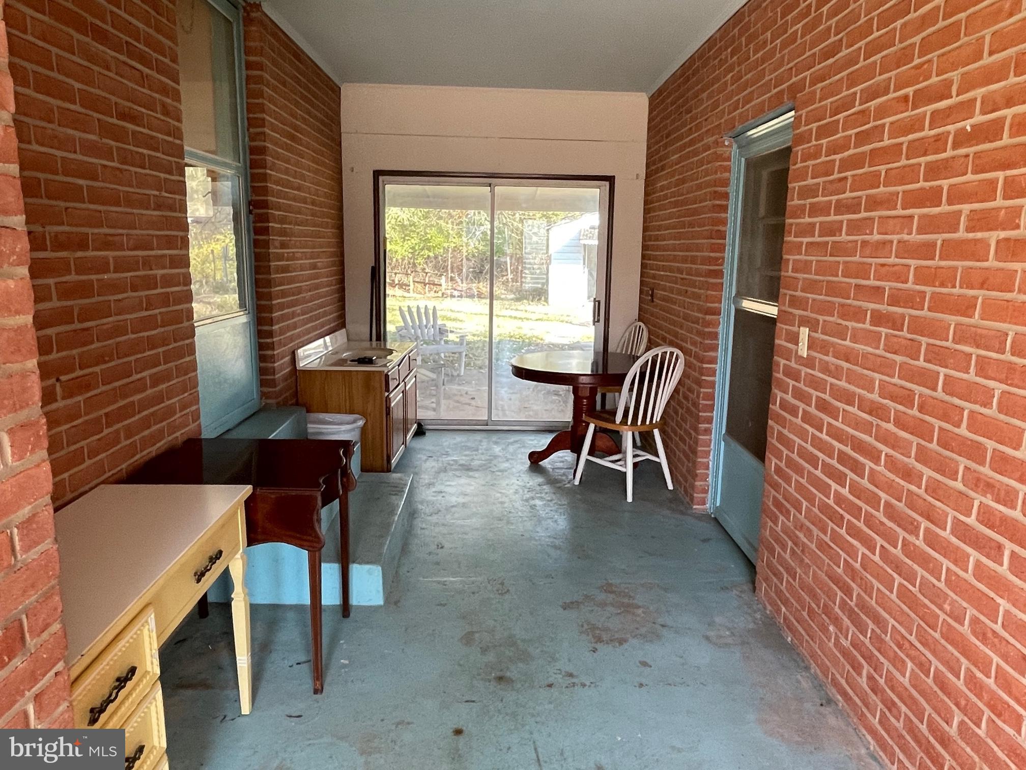 ROLLING ACRES - Residential