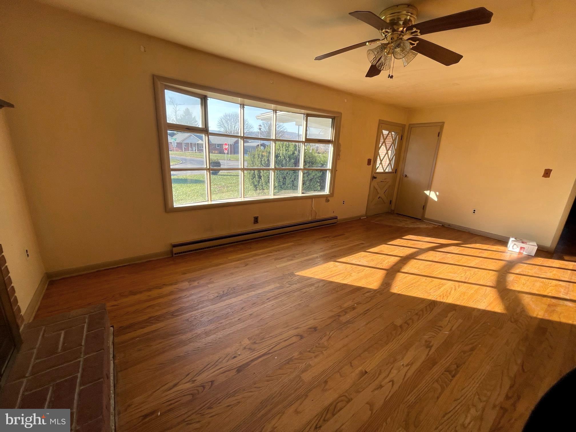 ROLLING ACRES - Residential