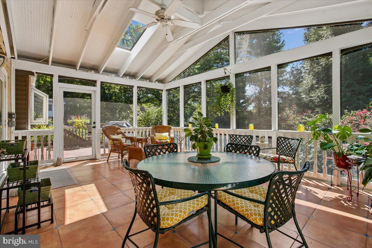 9415 CELLO COURT