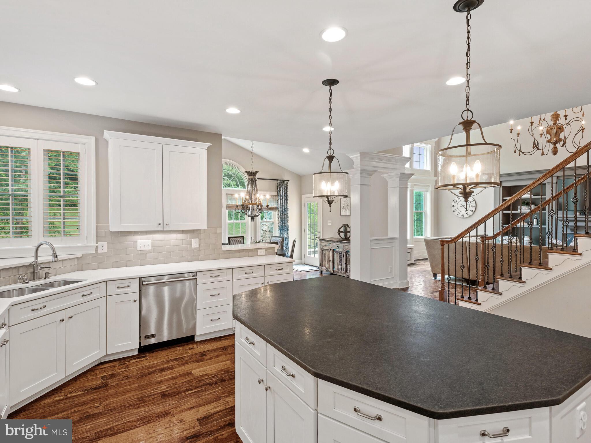 GREYSTONE - Residential