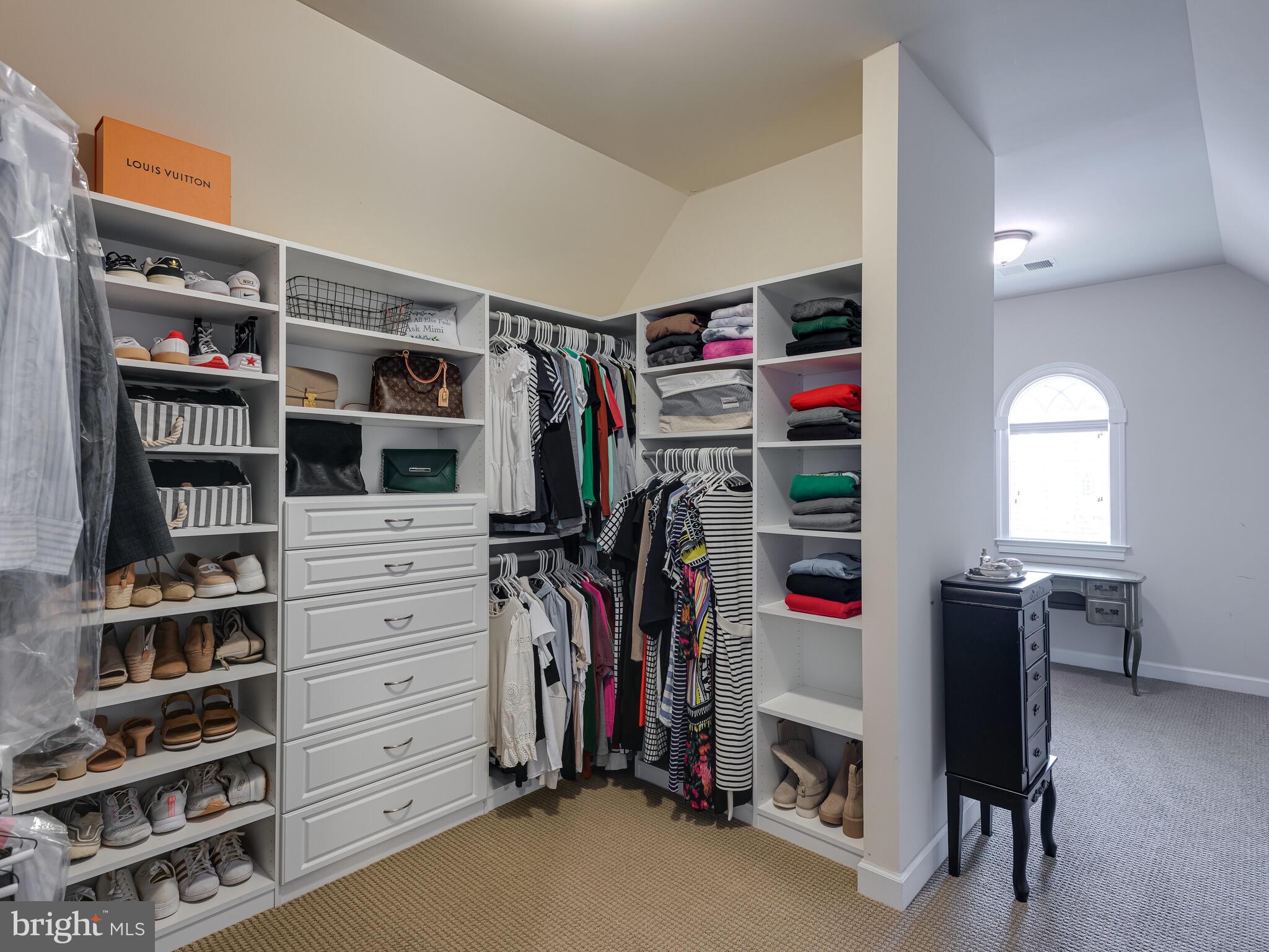 GREYSTONE - Residential