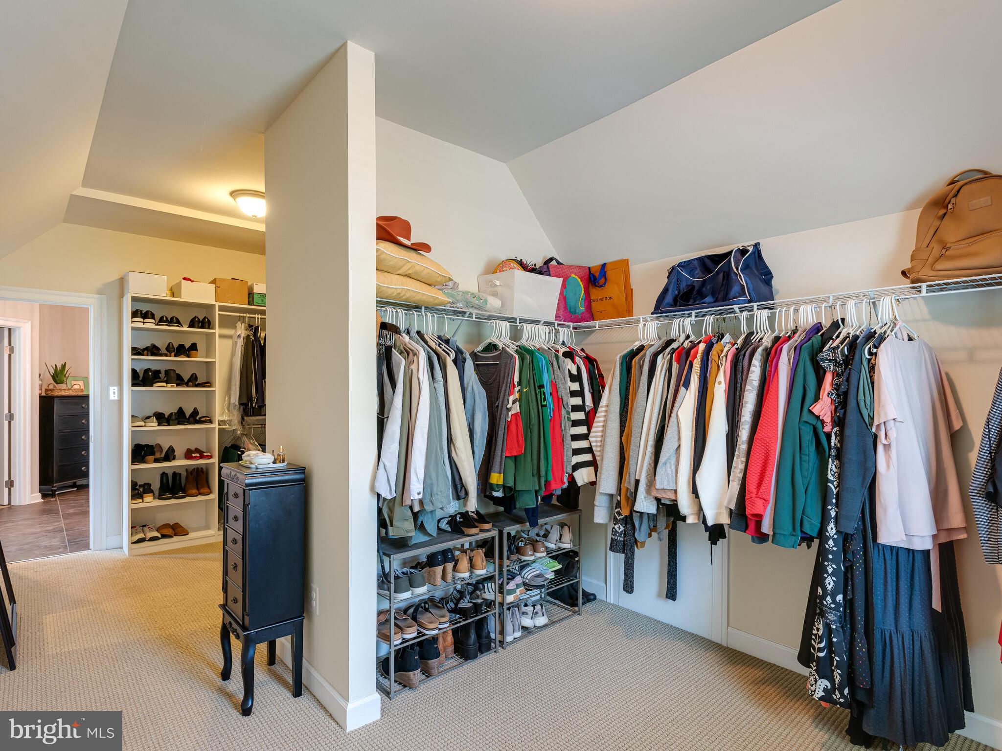 GREYSTONE - Residential