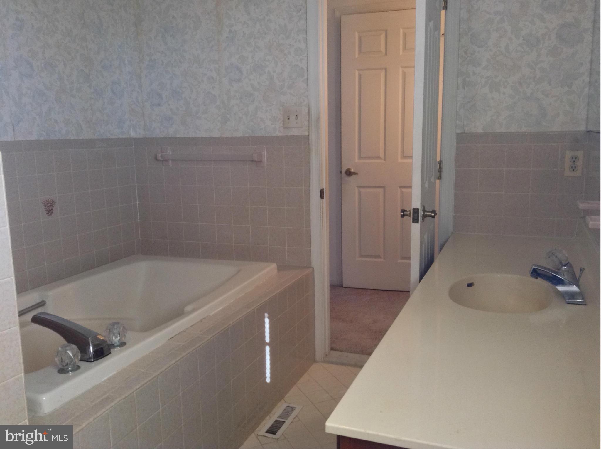 GREENFIELDS - Residential