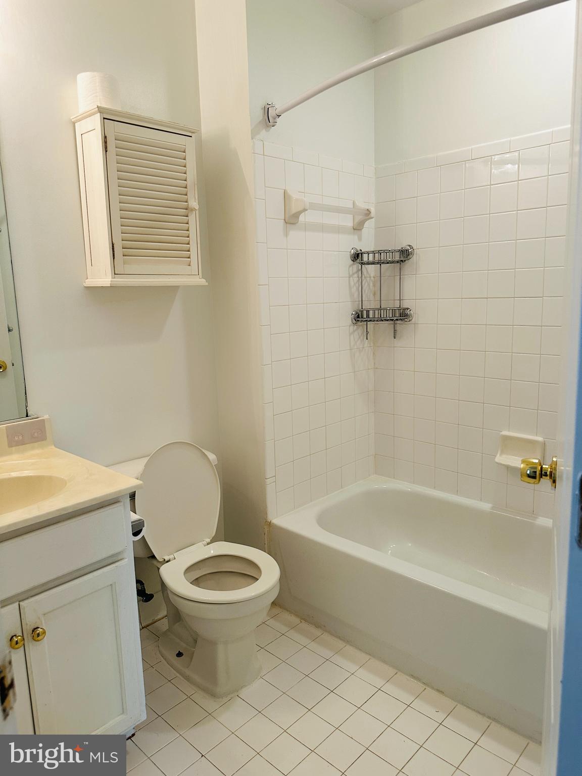 EMORY WOODS - Residential Lease