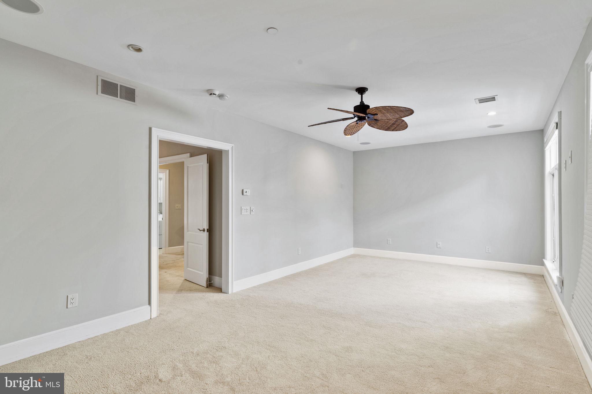 WATERVIEW PLACE - Residential