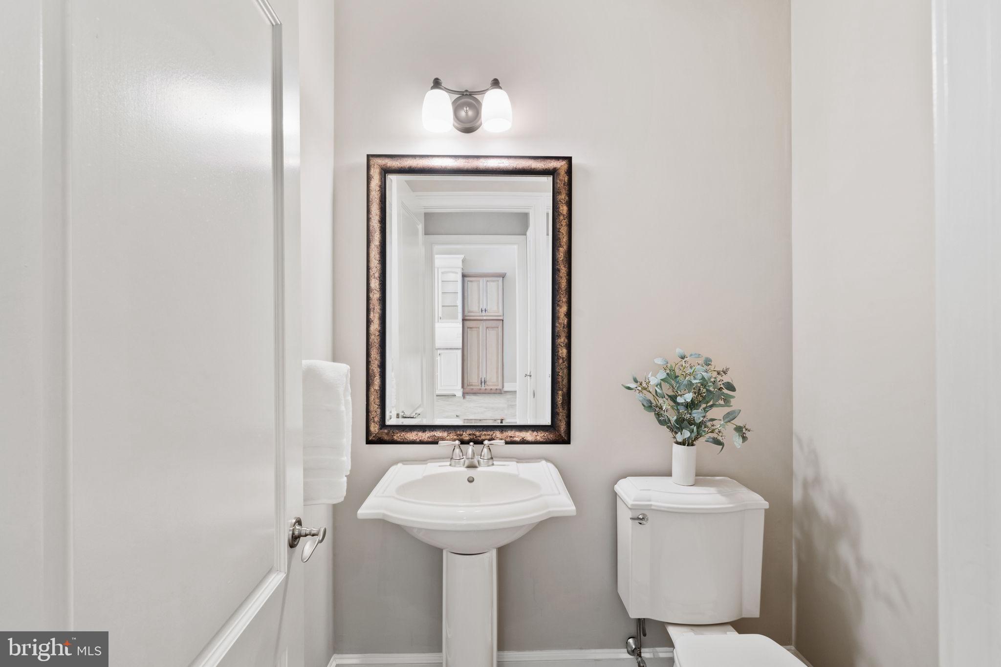 WATERVIEW PLACE - Residential