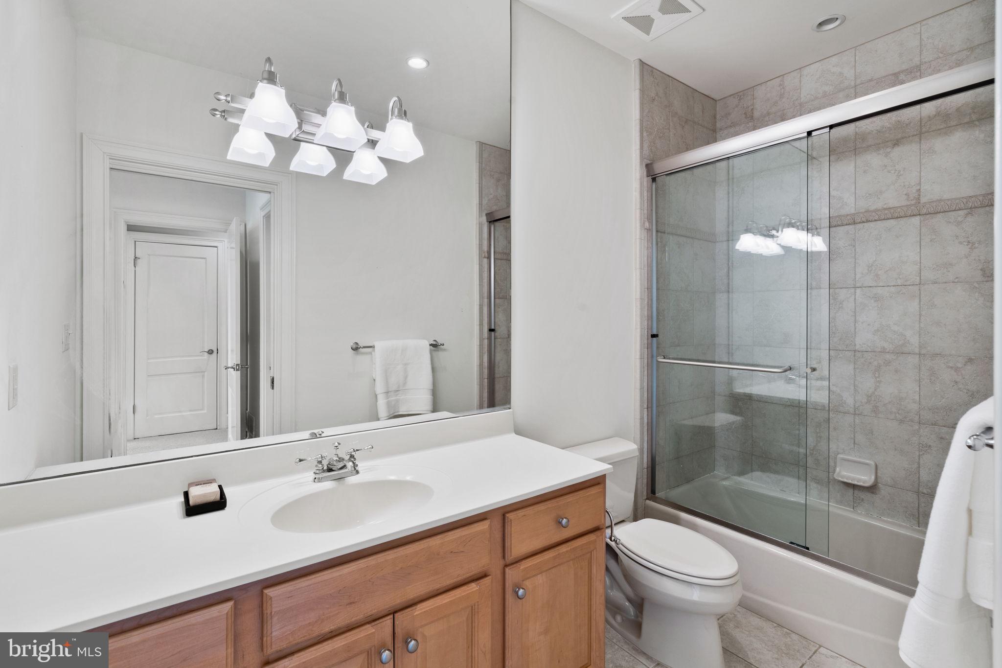 WATERVIEW PLACE - Residential