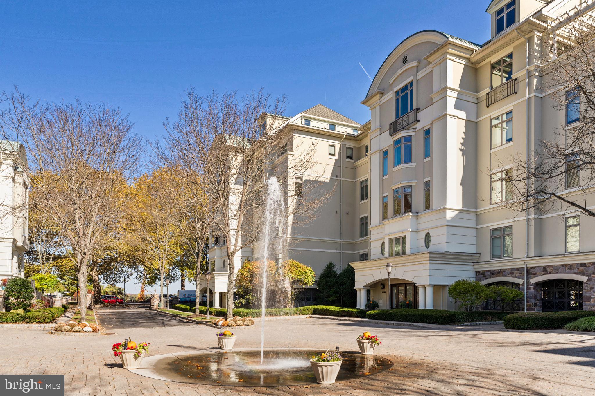 WATERVIEW PLACE - Residential