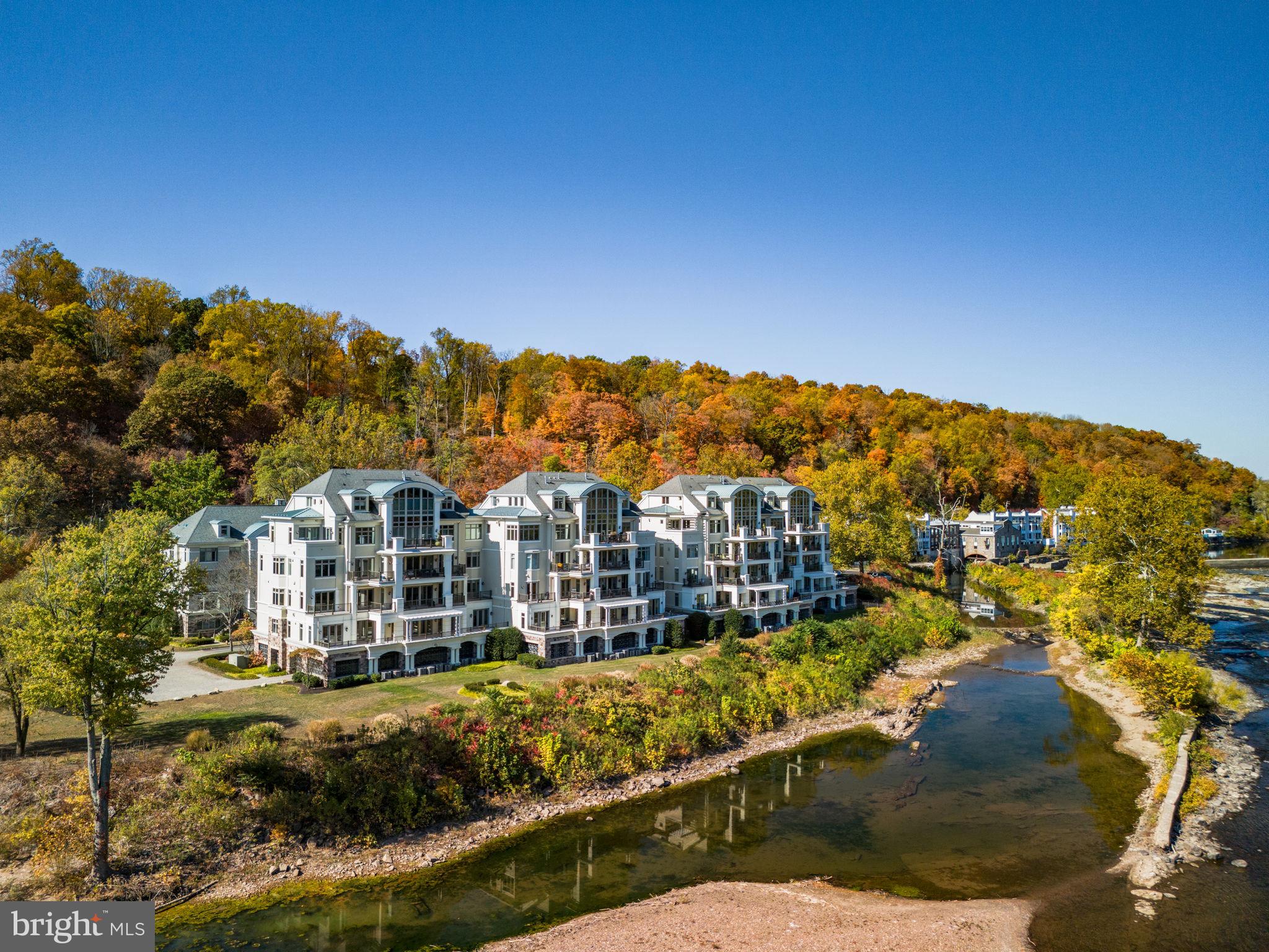 WATERVIEW PLACE - Residential