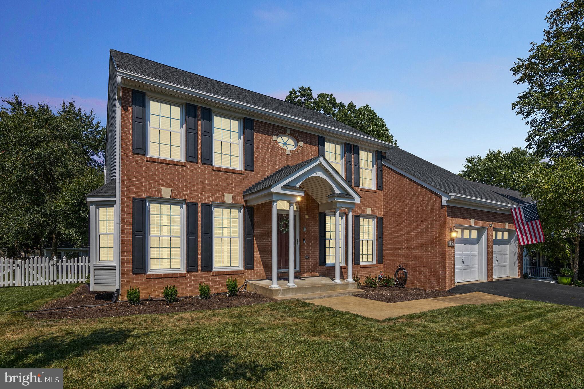 FOX POINT - Residential