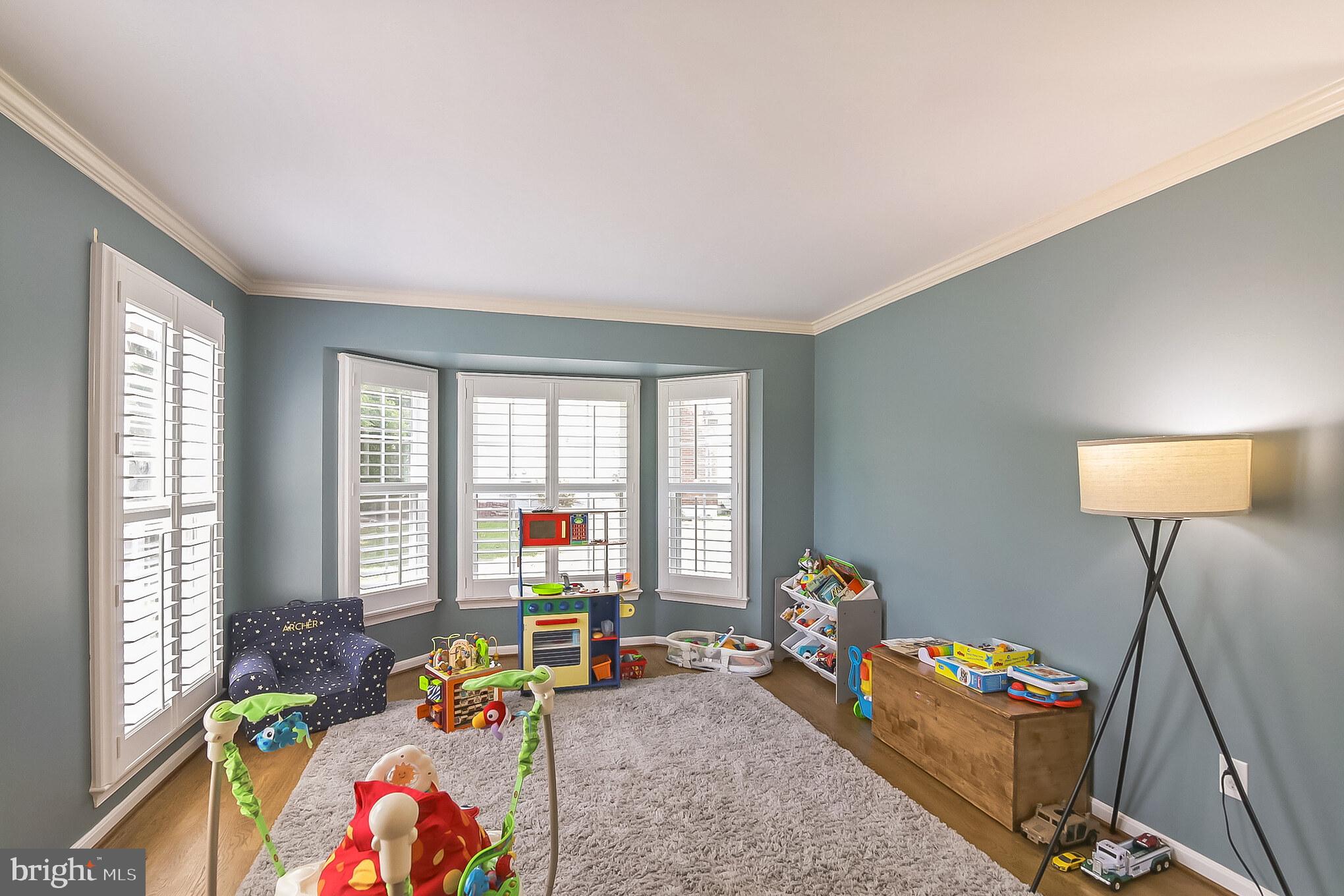 FOX POINT - Residential