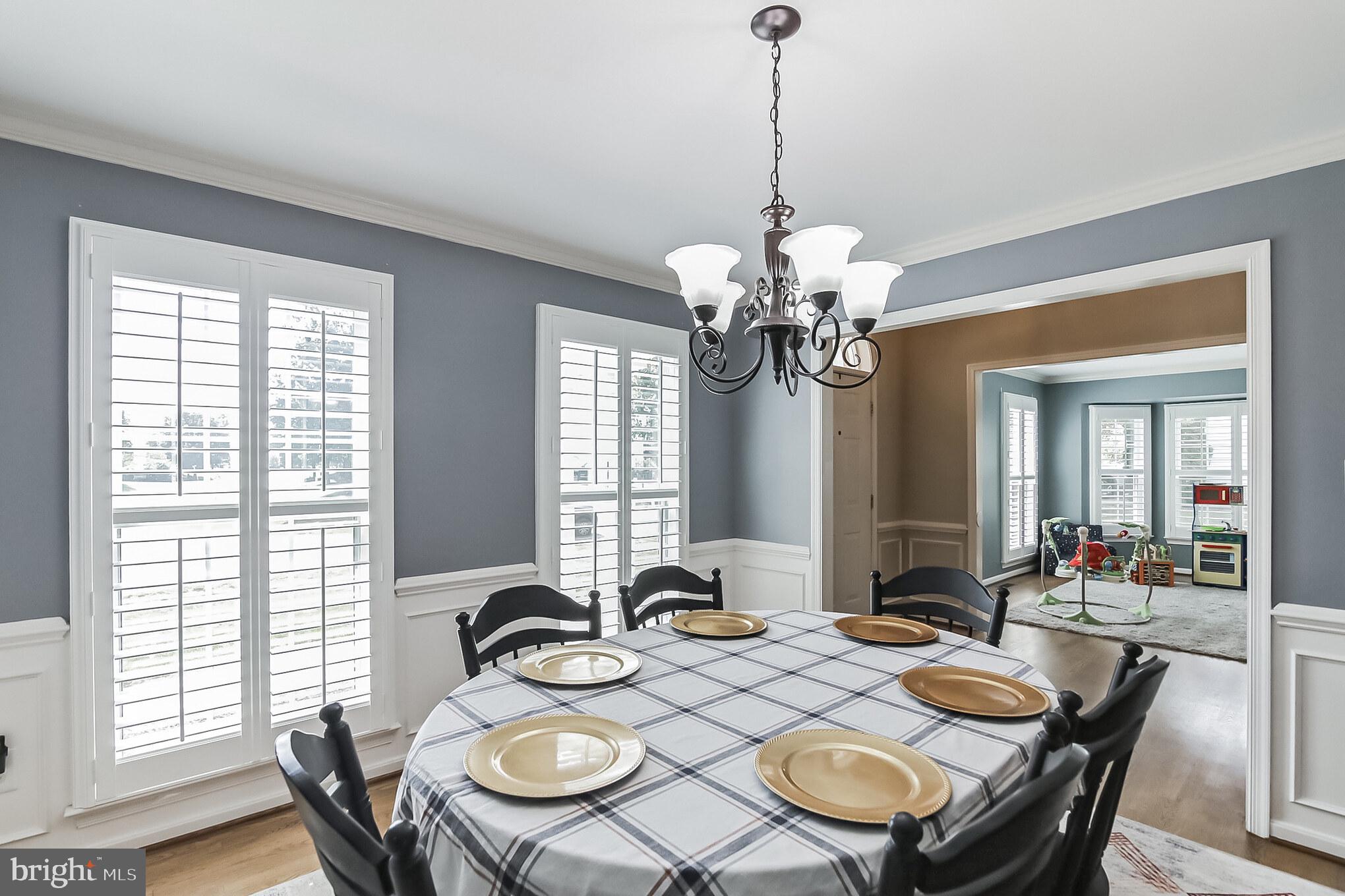 FOX POINT - Residential