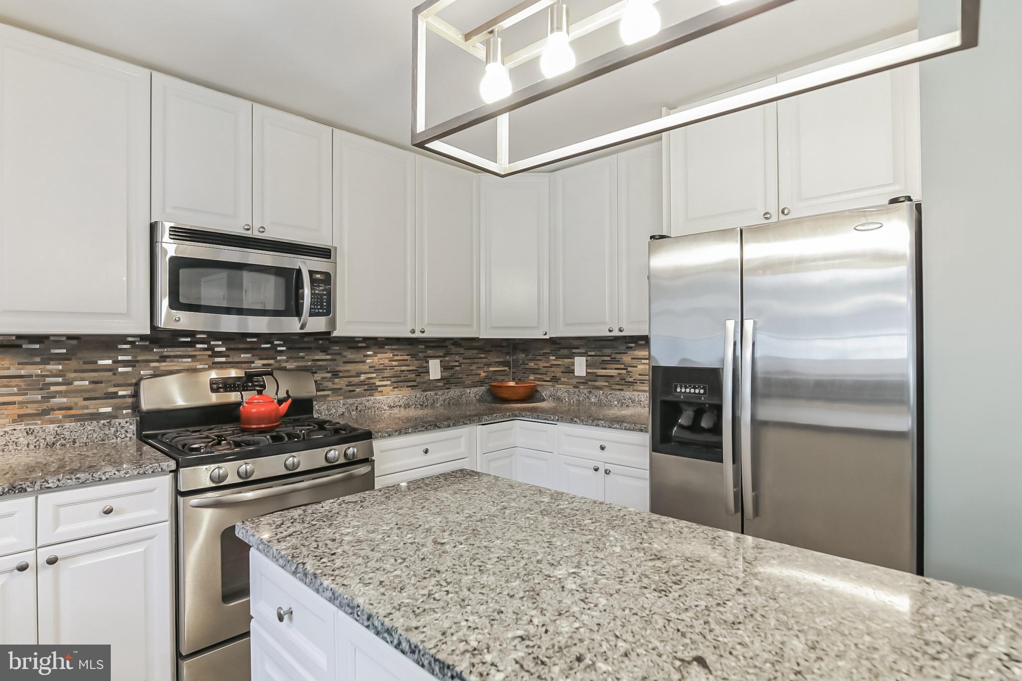 FOX POINT - Residential