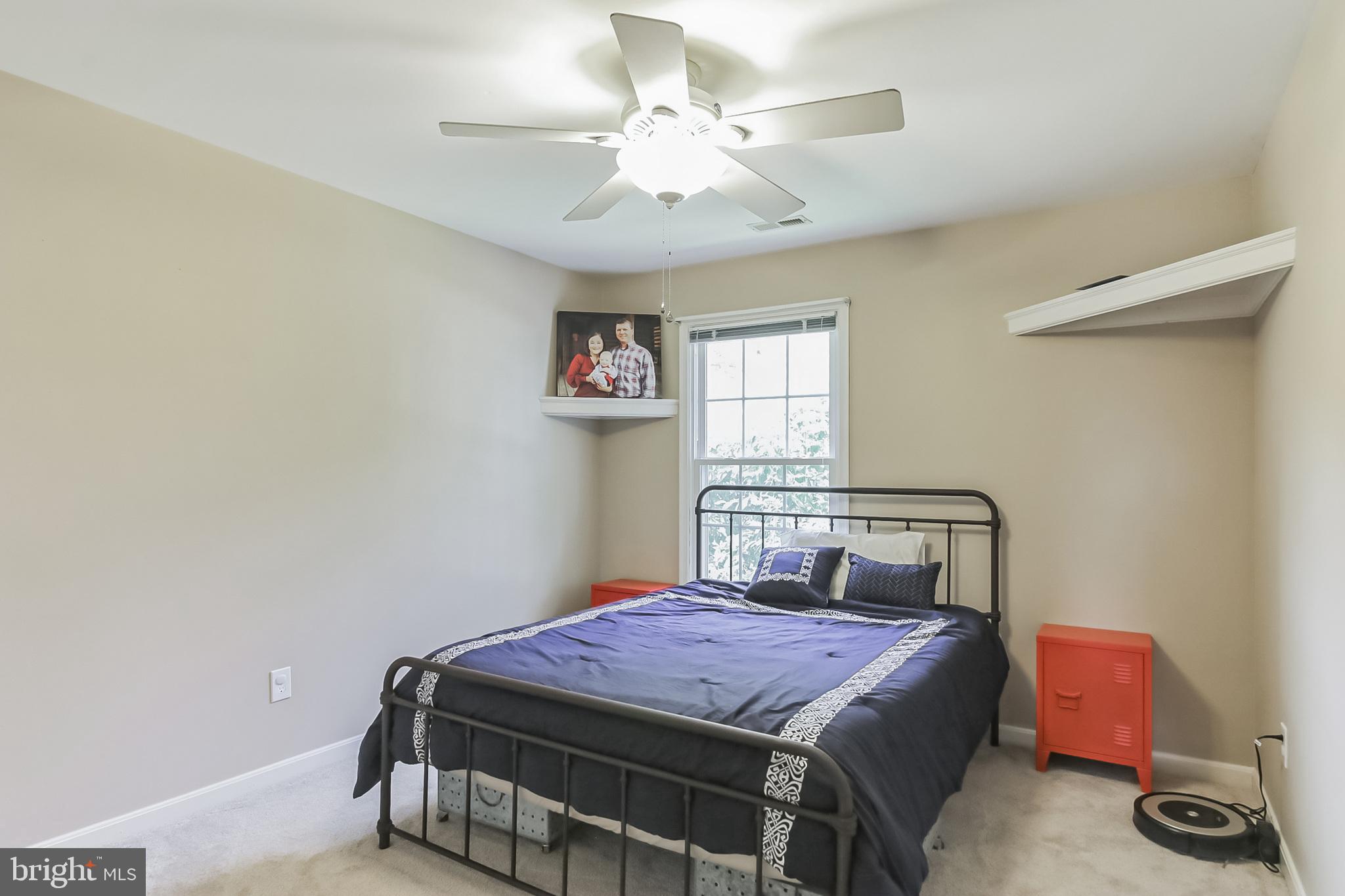 FOX POINT - Residential