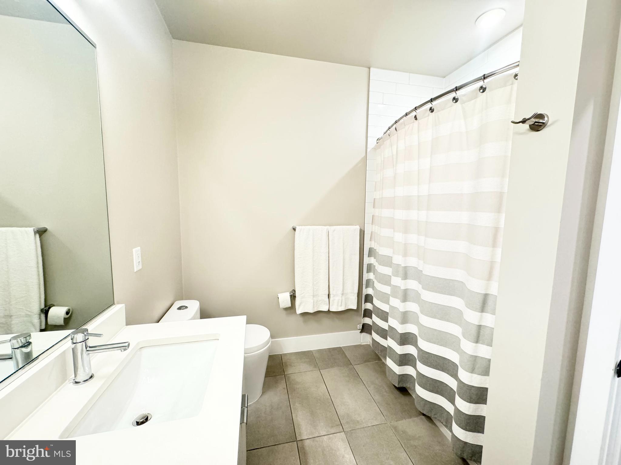 CROWN FARM - Residential