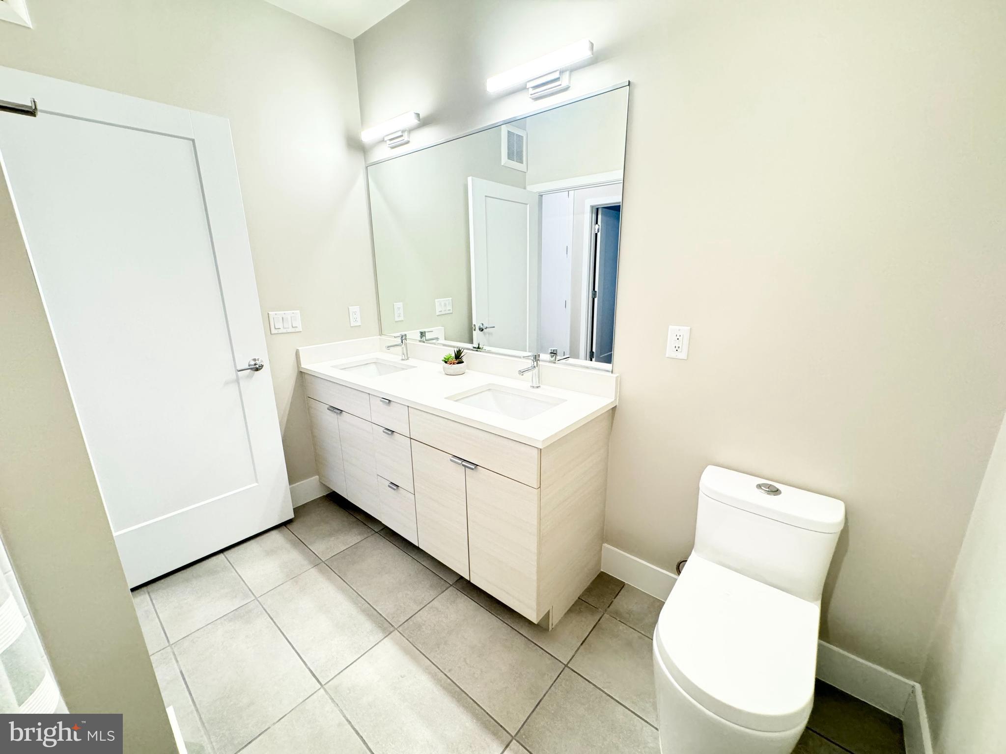 CROWN FARM - Residential