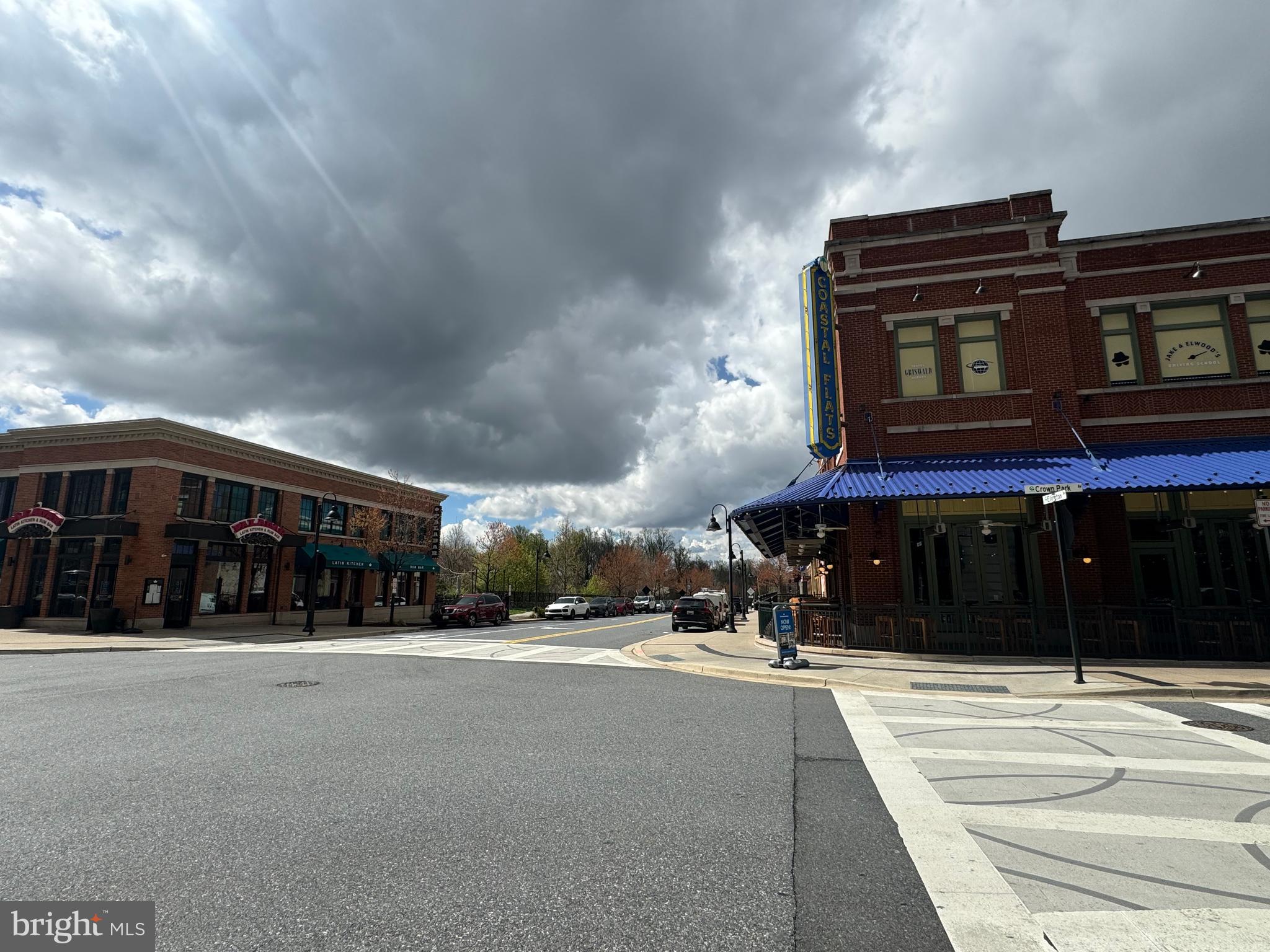 CROWN FARM - Residential