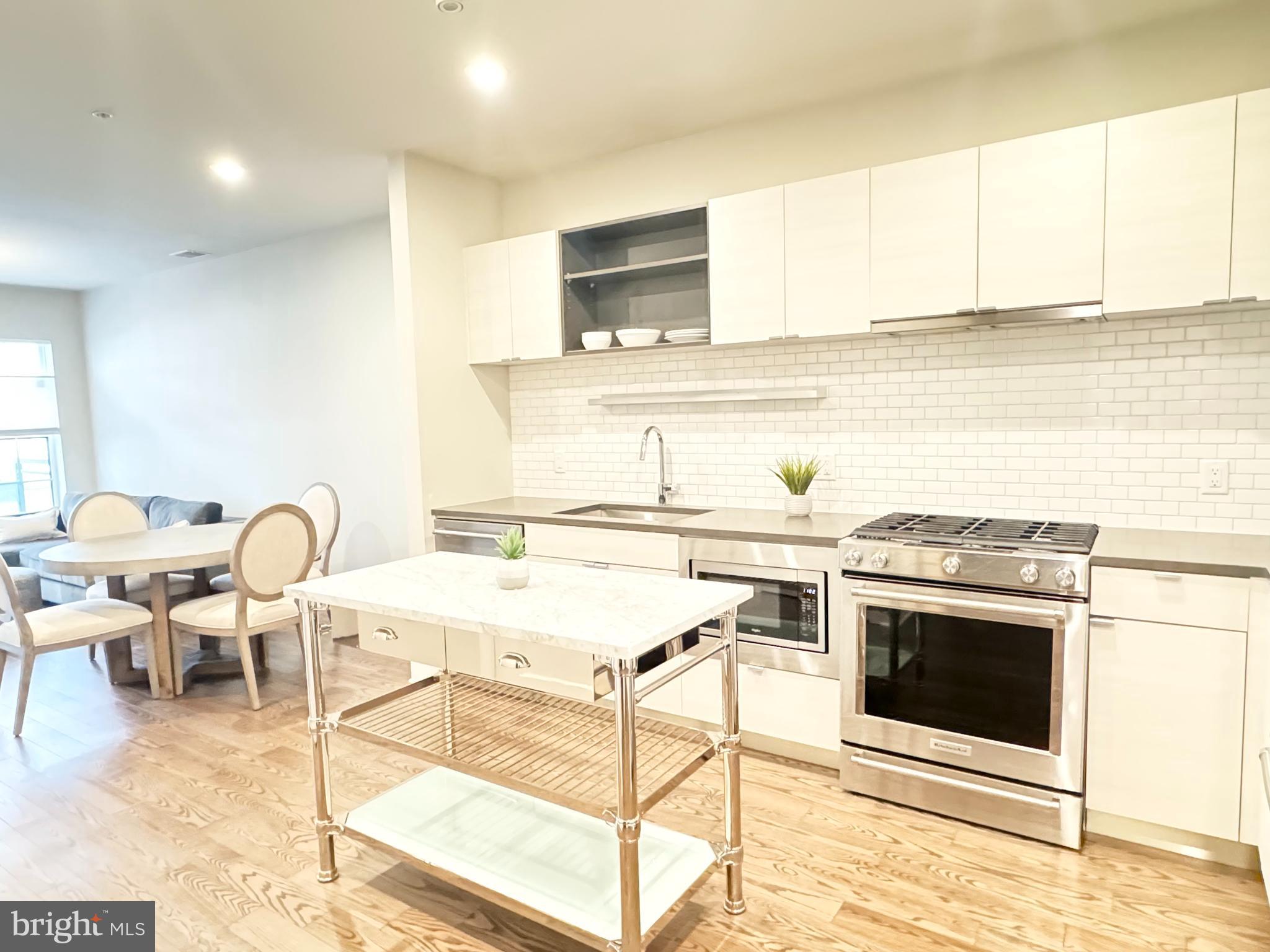 CROWN FARM - Residential