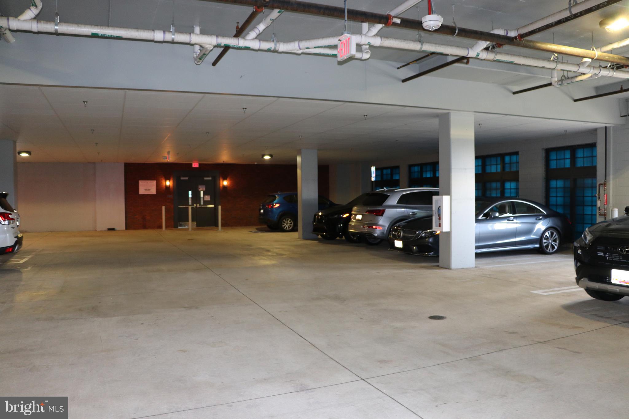 CROWN FARM - Residential