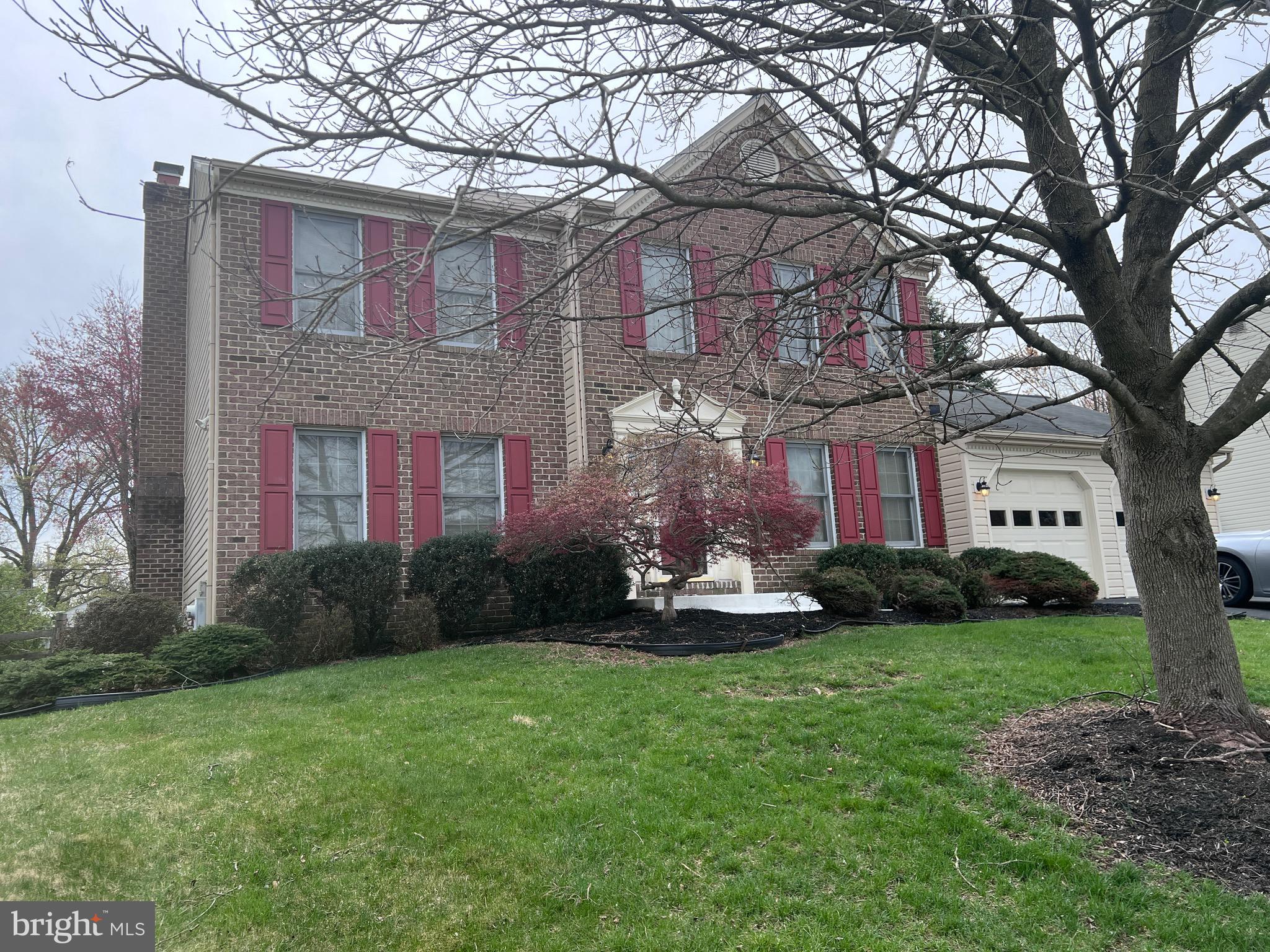 7712 SANDSTONE COURT