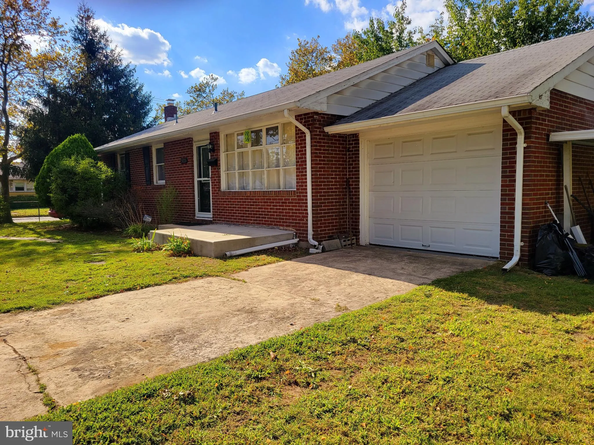 Palmyra, New Jersey 08065, United States, 2 Bedrooms Bedrooms, ,1 BathroomBathrooms,Residential,Active,213055