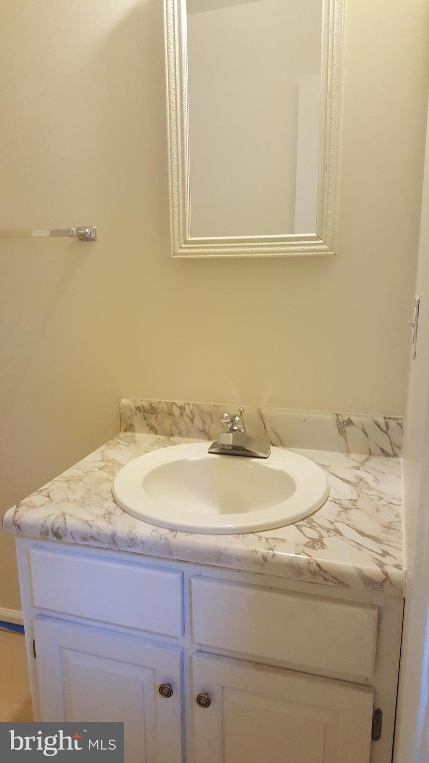 MEADOWLARK - Residential