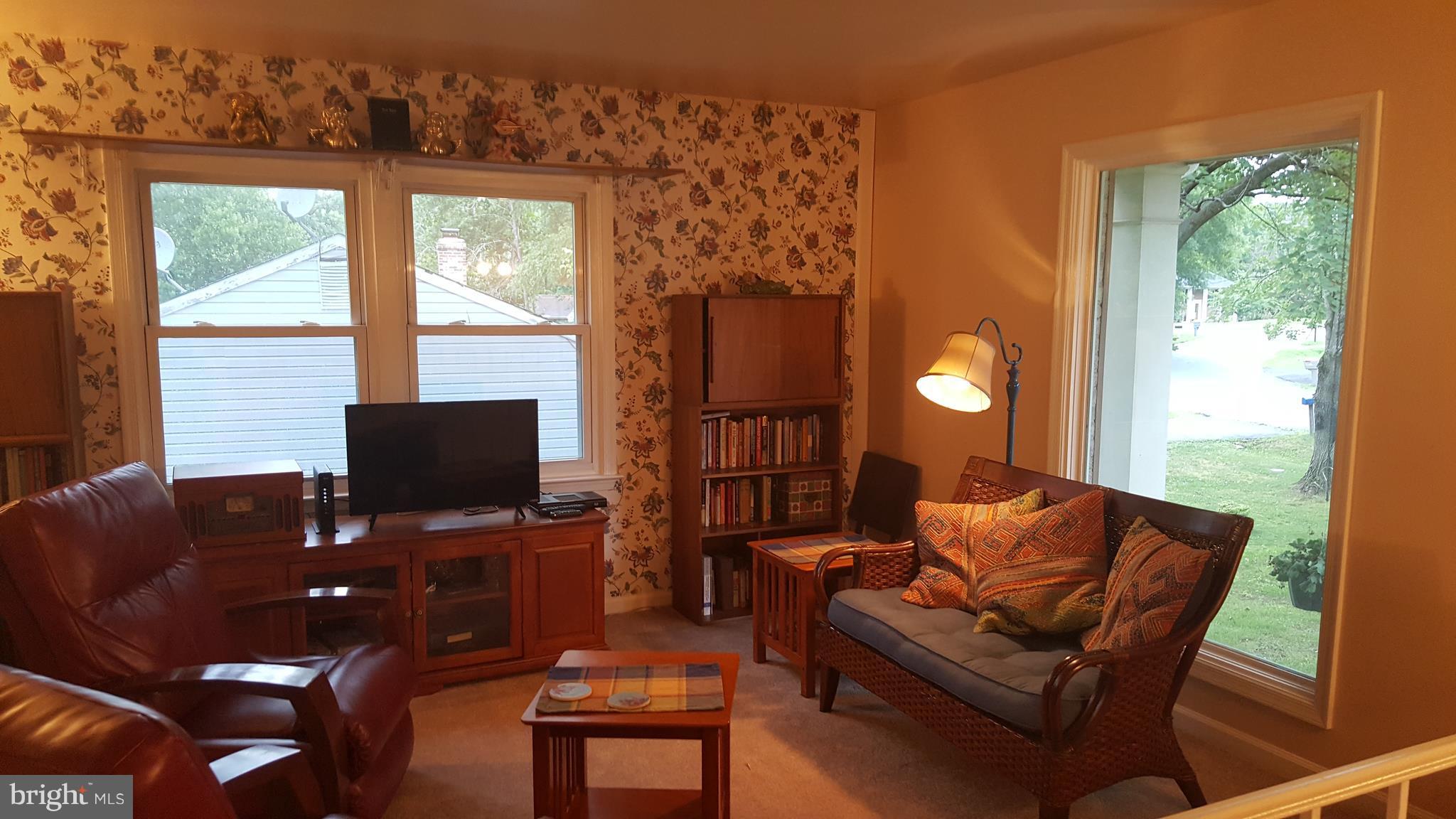 MEADOWLARK - Residential