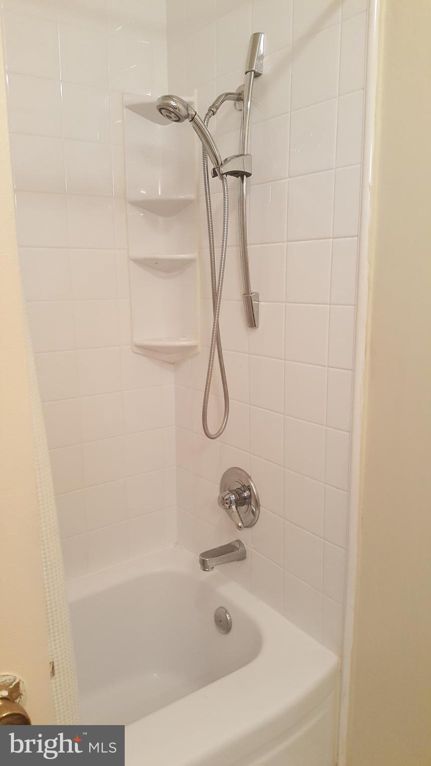 MEADOWLARK - Residential