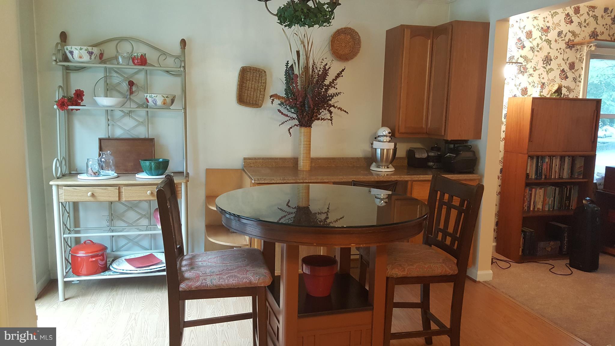 MEADOWLARK - Residential