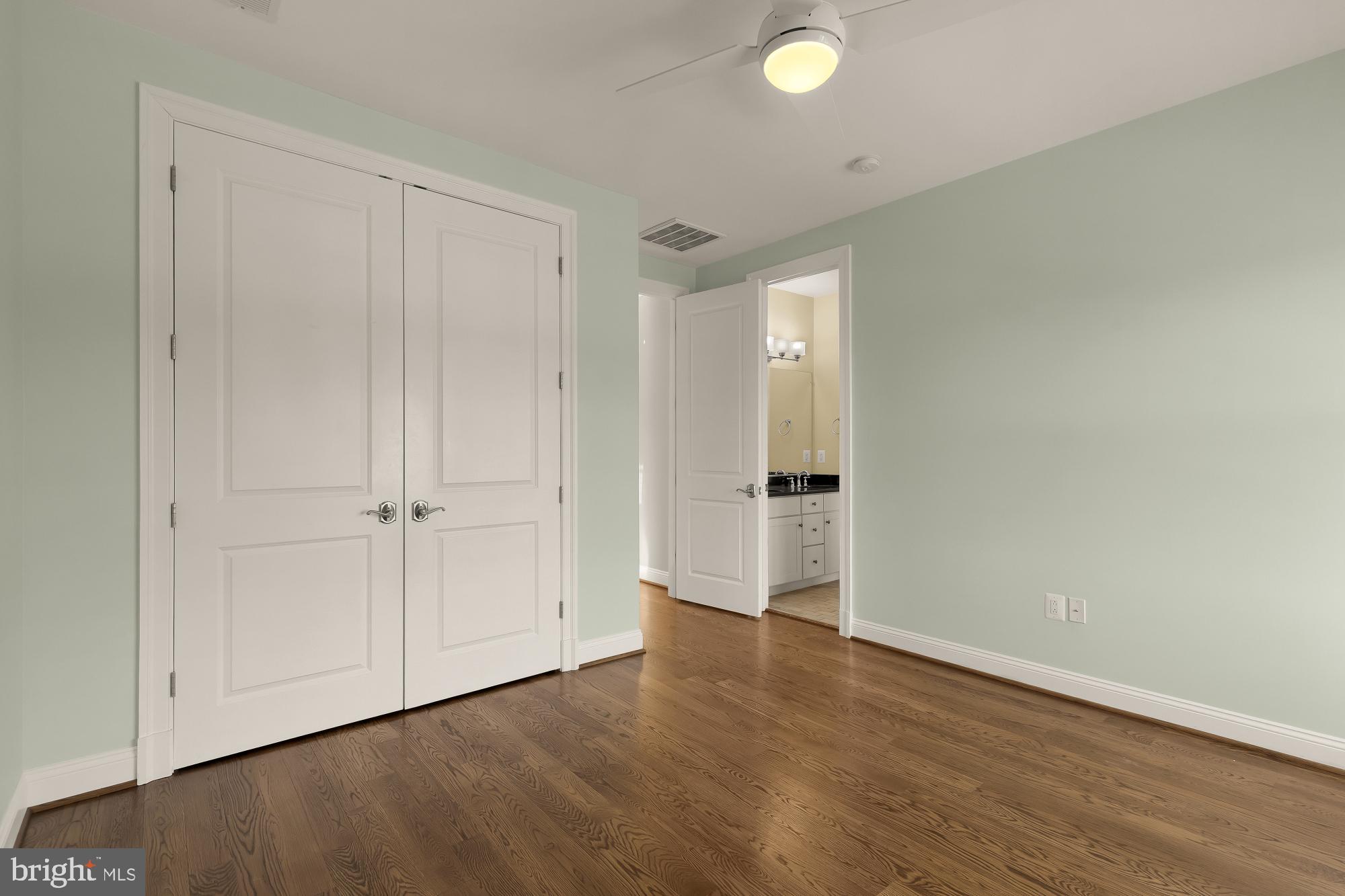 BROYHILL HEIGHTS - Residential