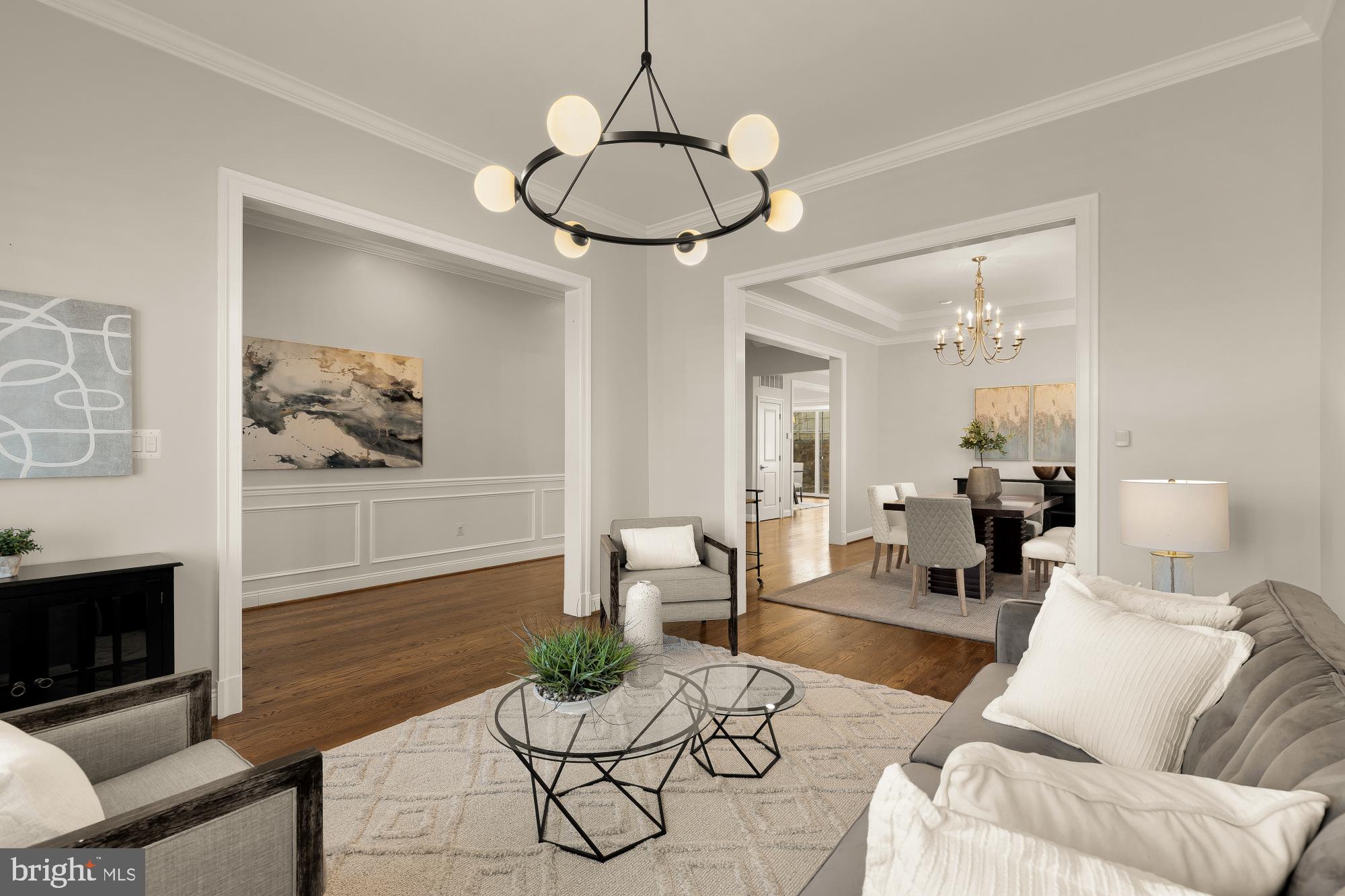 BROYHILL HEIGHTS - Residential