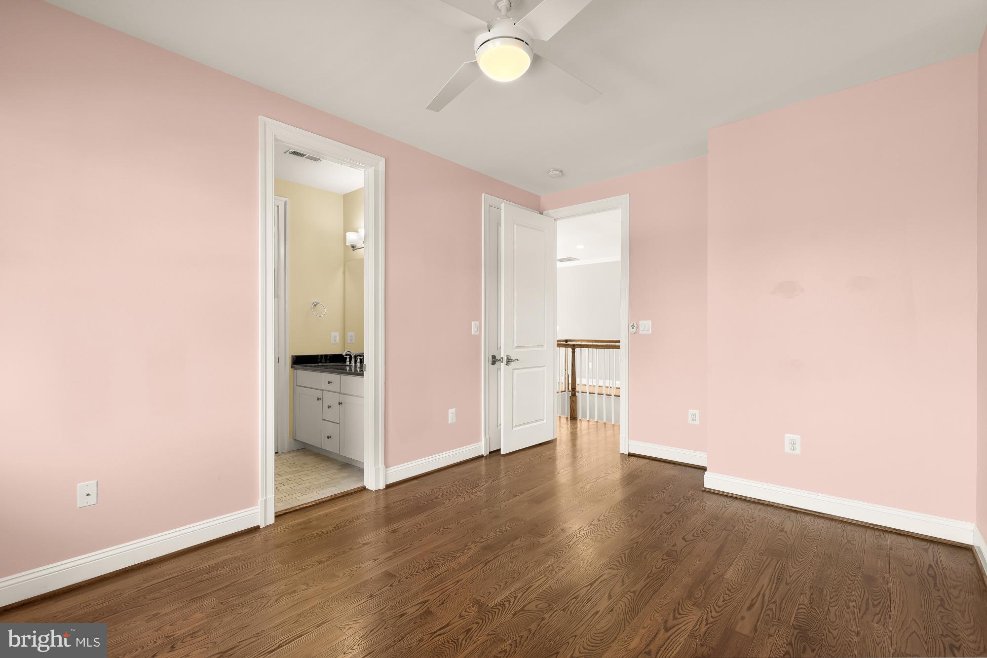 BROYHILL HEIGHTS - Residential