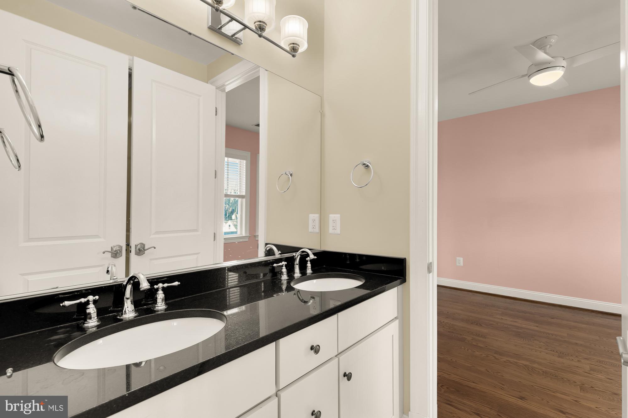 BROYHILL HEIGHTS - Residential