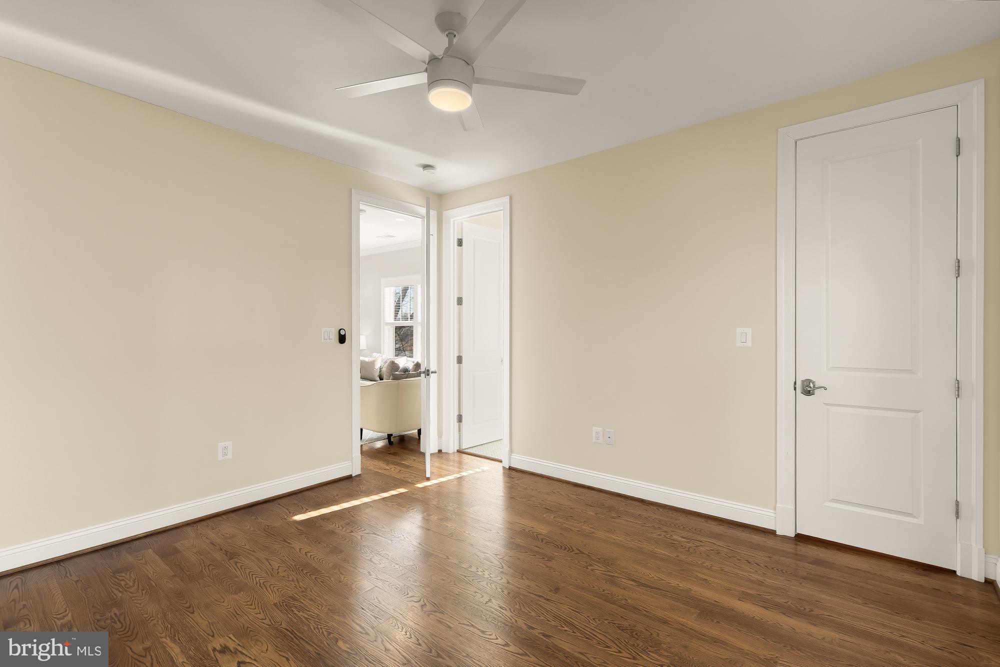 BROYHILL HEIGHTS - Residential