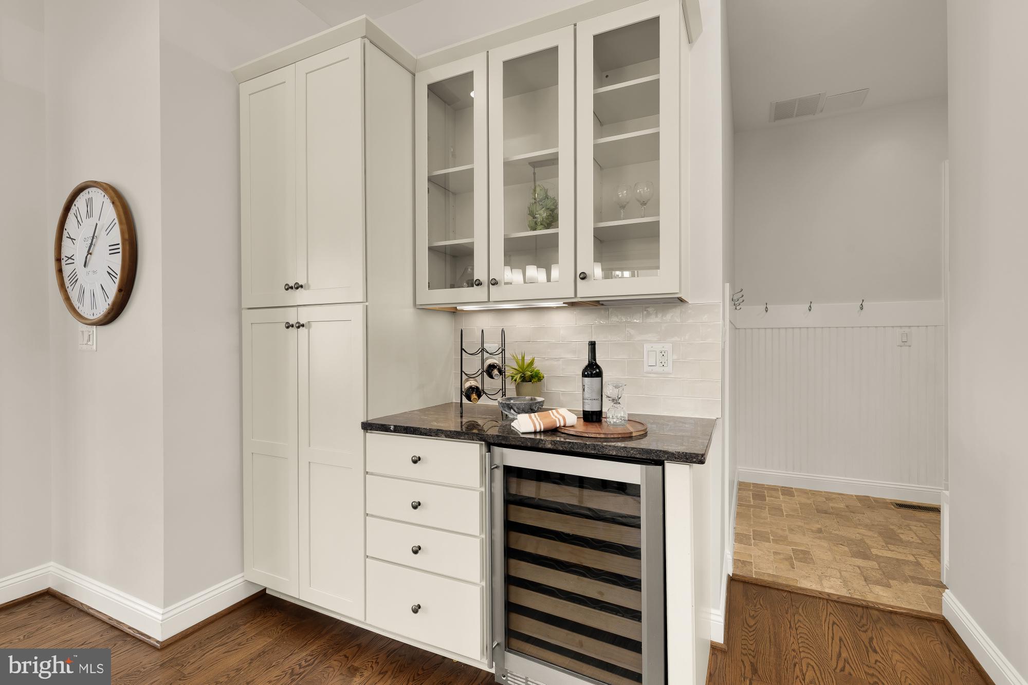 BROYHILL HEIGHTS - Residential