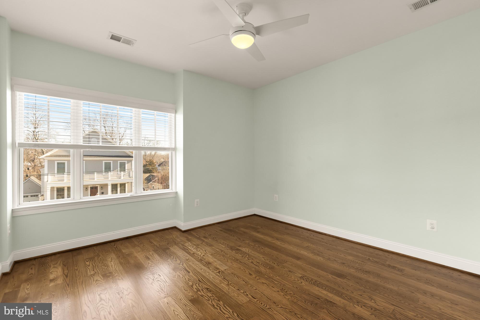 BROYHILL HEIGHTS - Residential