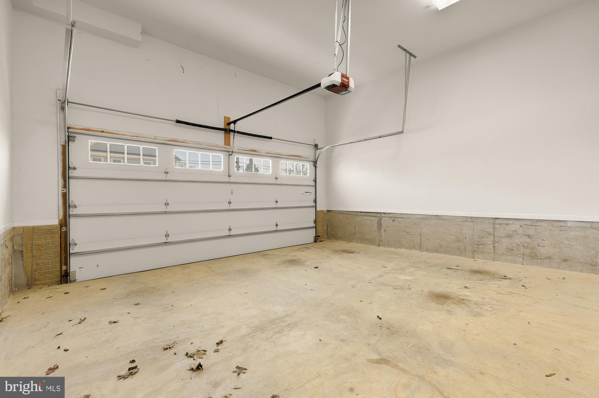 BROYHILL HEIGHTS - Residential