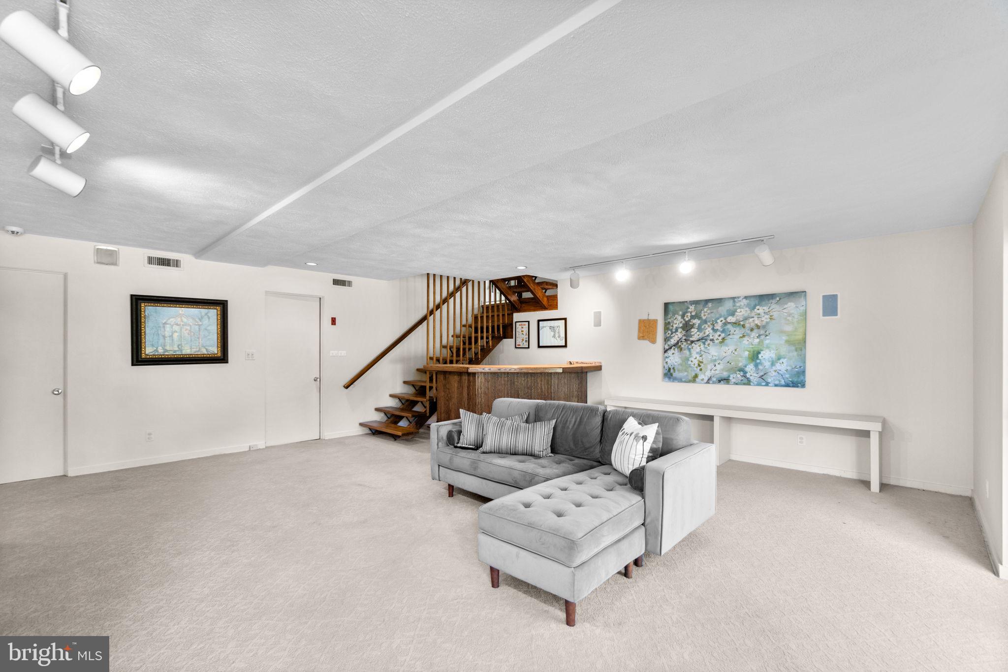 STEVENSON - Residential