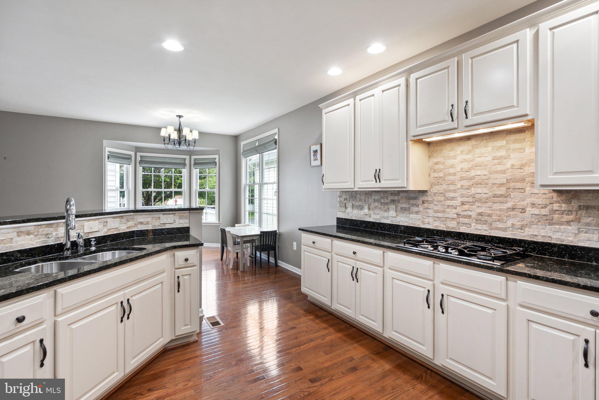 DOMINION VALLEY COUNTRY CLUB - Residential