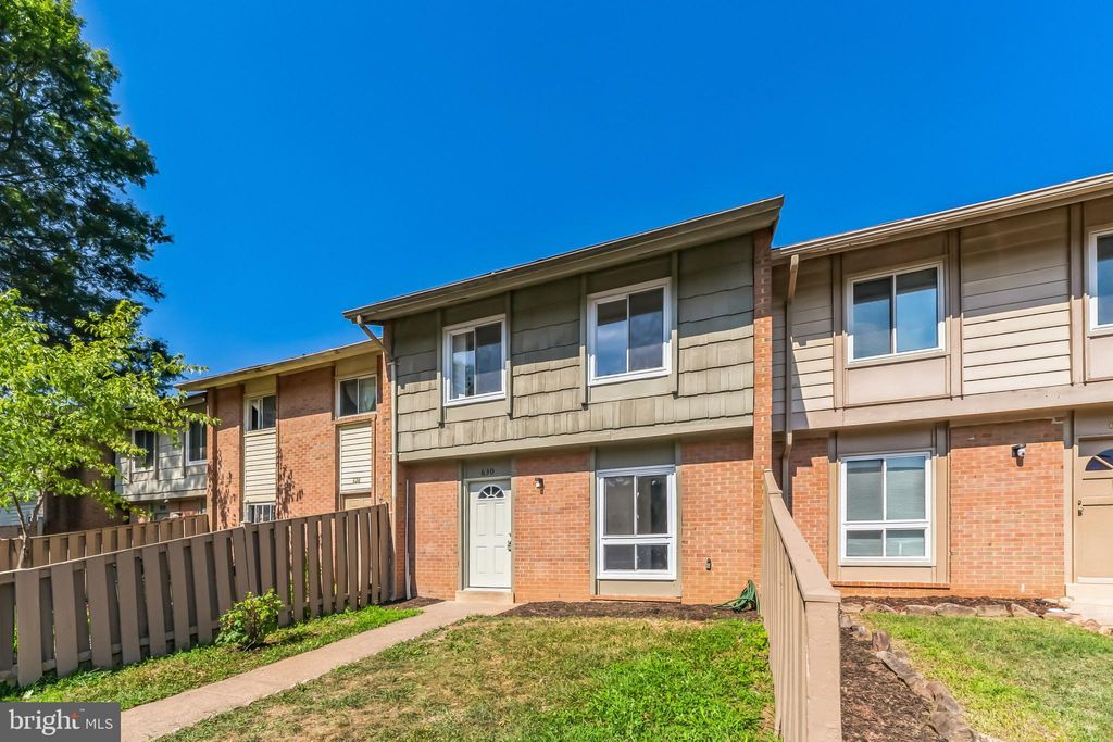 Photo of 630 Clearwater Court, HERNDON, VA 20170 (MLS # VAFX2265782)