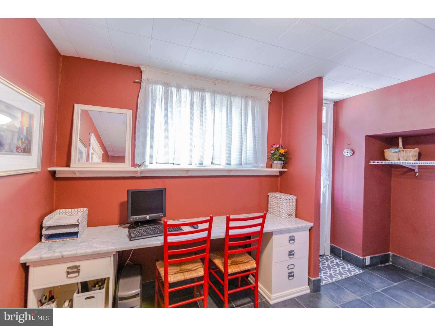 EAST FALLS - Residential