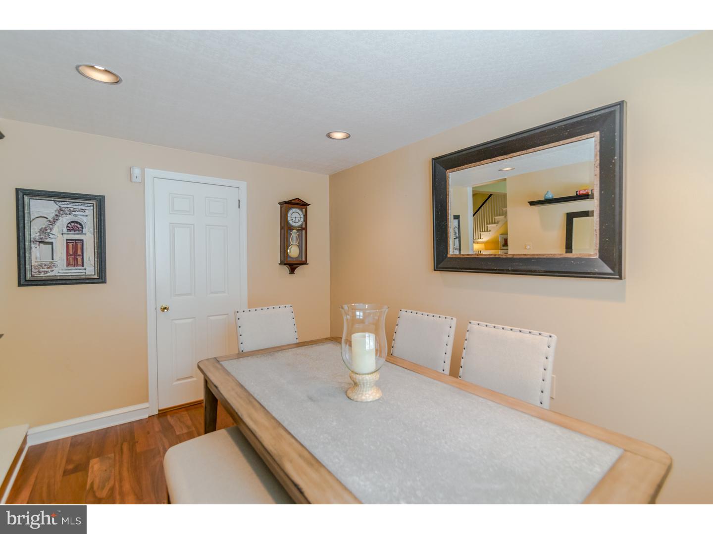 EAST FALLS - Residential