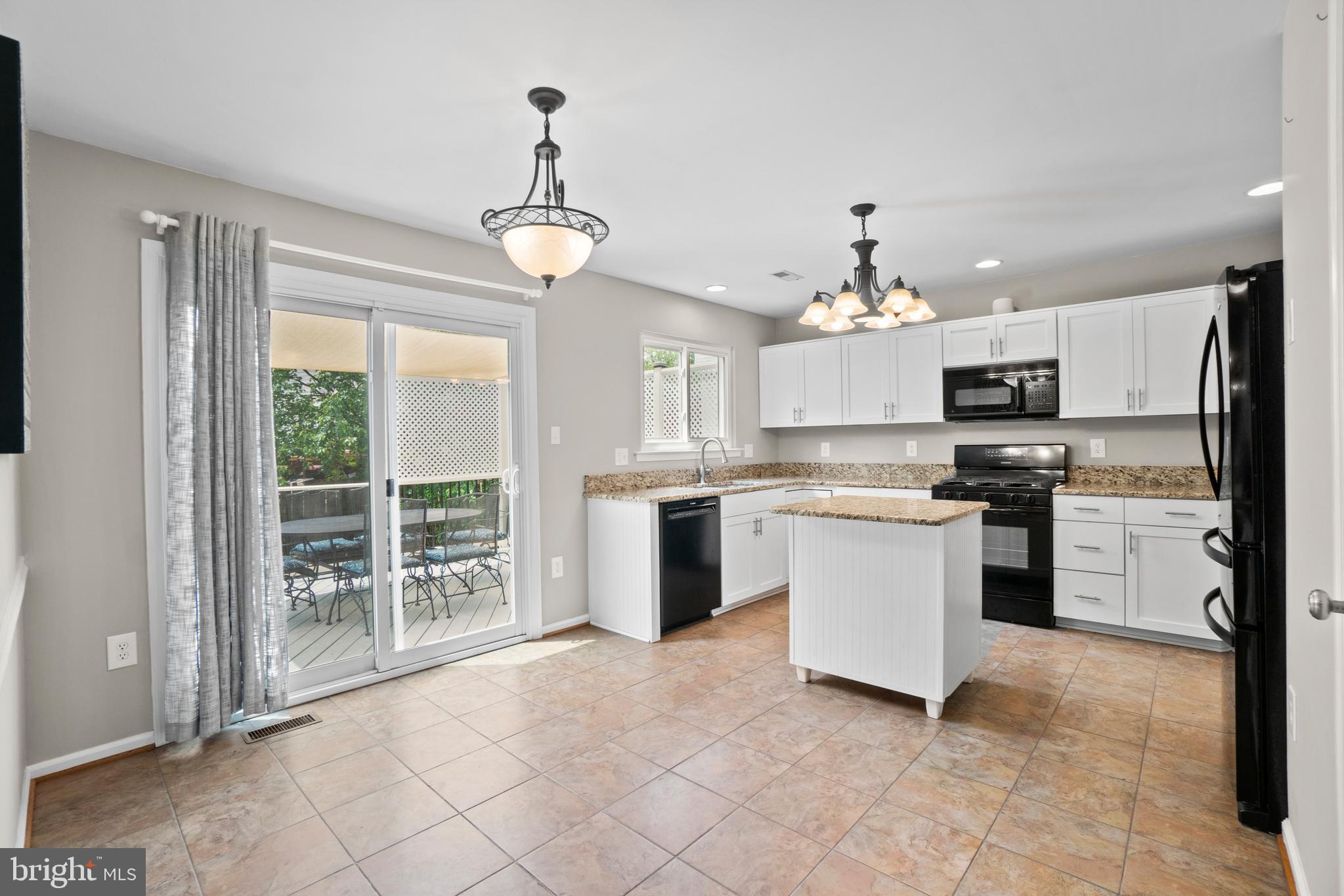 AUSTIN RIDGE - Residential