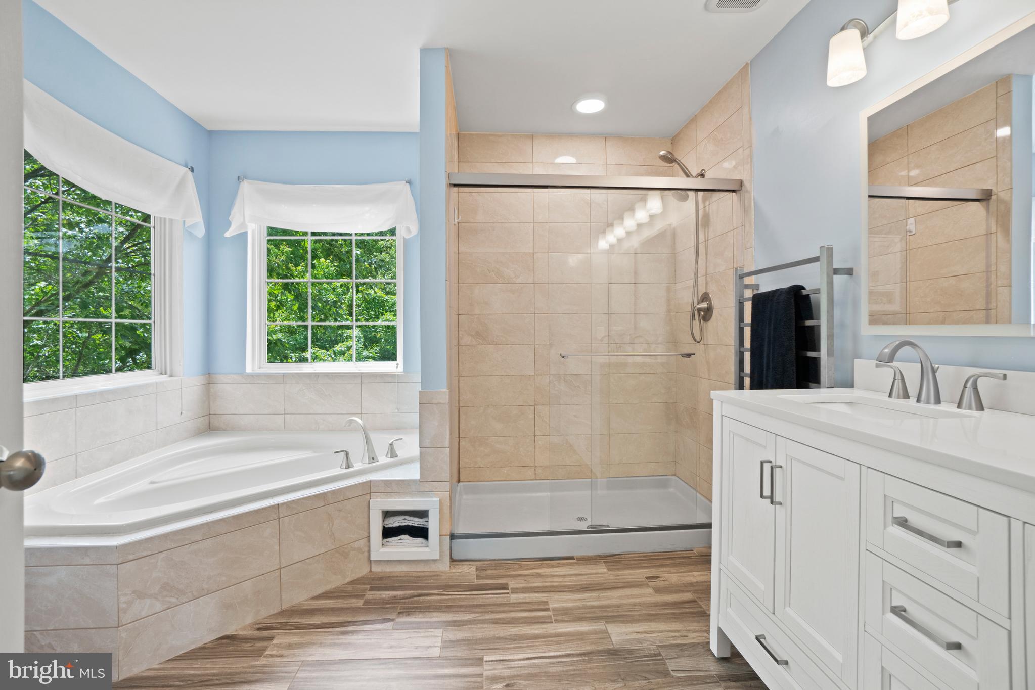 AUSTIN RIDGE - Residential