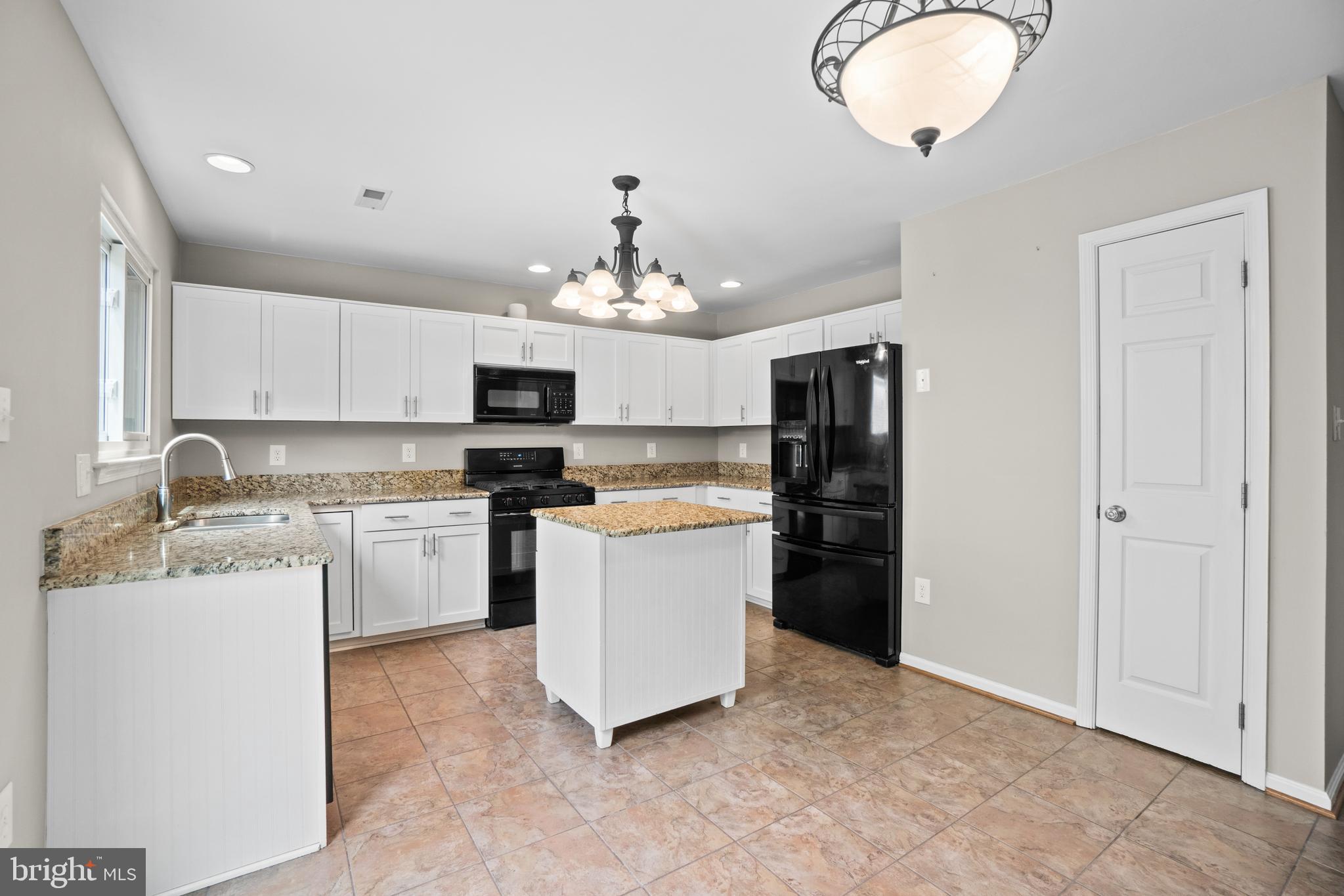 AUSTIN RIDGE - Residential