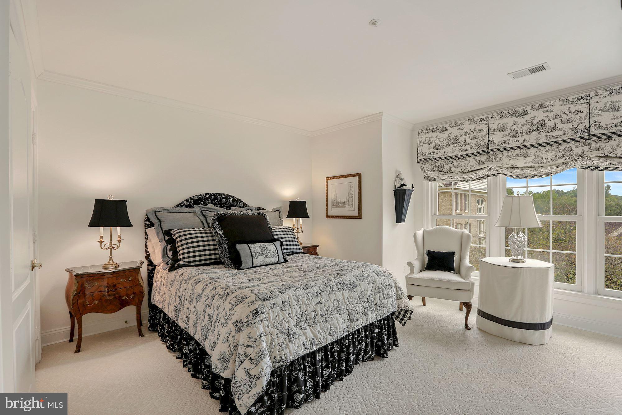 POTOMAC CREST - Residential